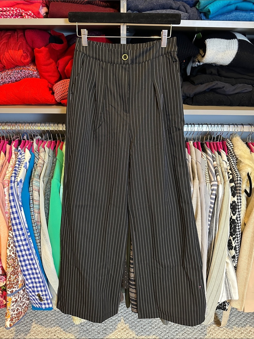 Halara black/white pinstriped elastic waistband wide leg pants size S NWOT